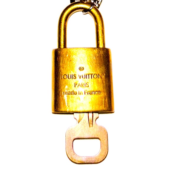 Louis Vuitton Lock and key number 332 - Picture 3 of 5